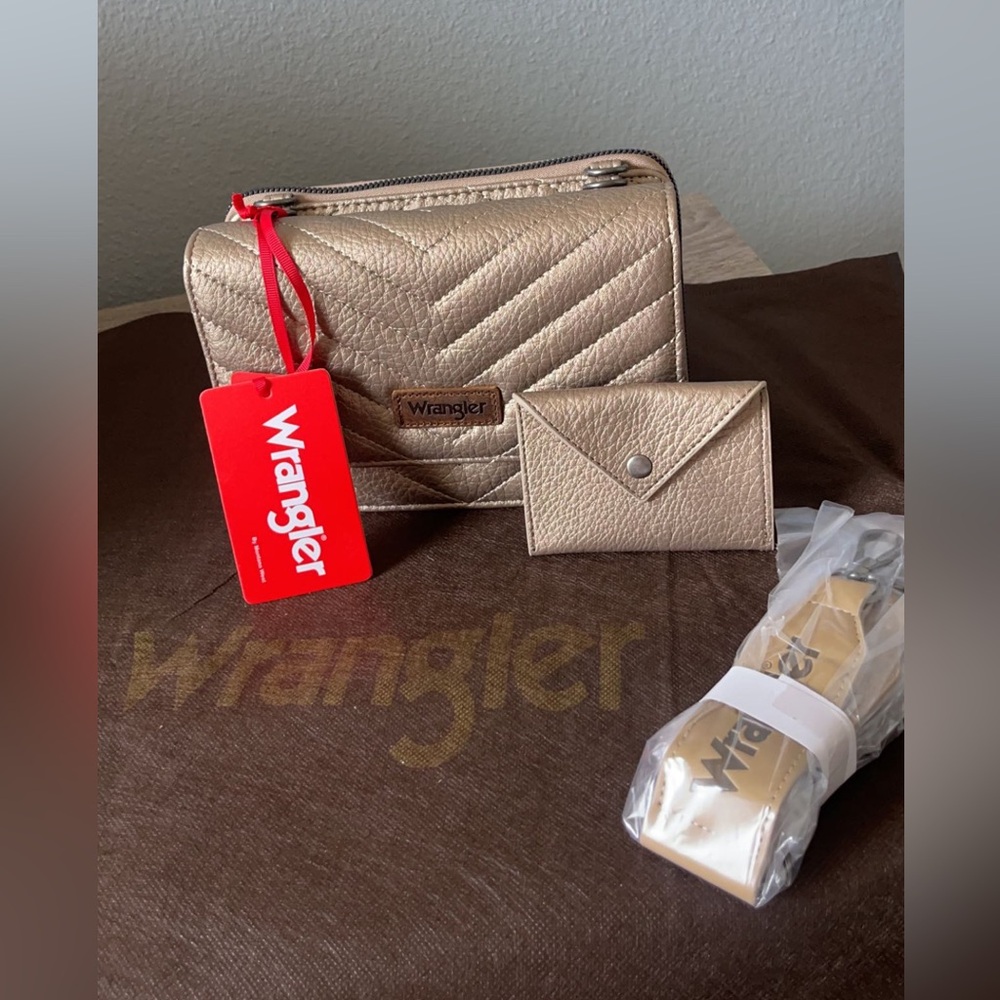 Bronze Brown Wrangler Quilted Crossbody Bag